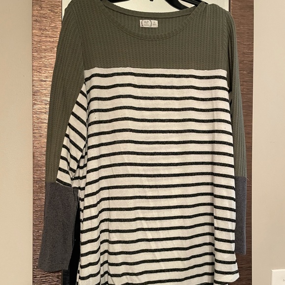 Maurices Tops - 24/7 top